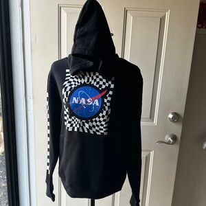 MAD Engine It’s a Black Nasa Unisex Children Hood Sweater, long sleeve Size XS.